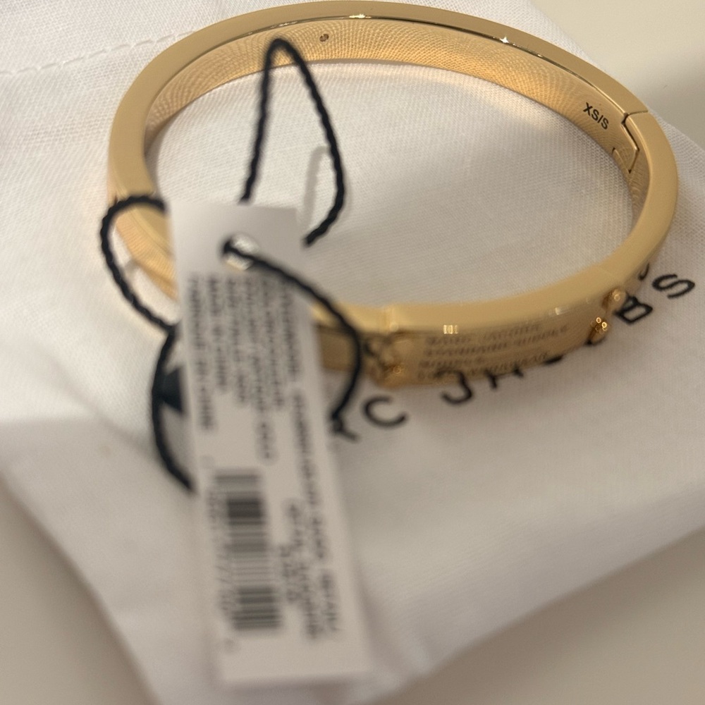 NWT Marc Jacobs gold bangle - M/L - Picture 6 of 8